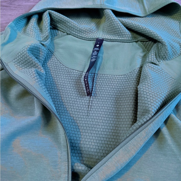 lululemon athletica Green Hoodie - Picture 3 of 6